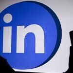 linkedin-posting-GettyImages-RM-2210697075-PRW.jpg